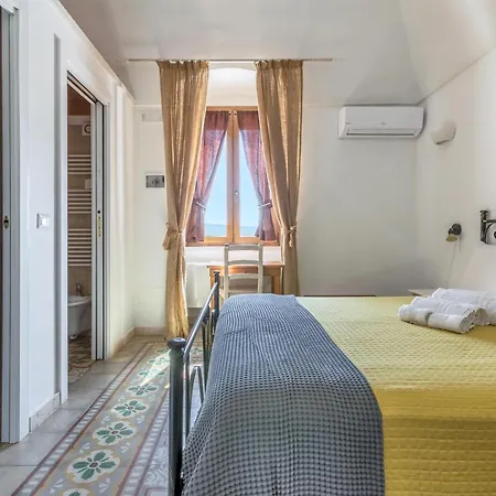 Agriturismo Donna Teresa Farm stay